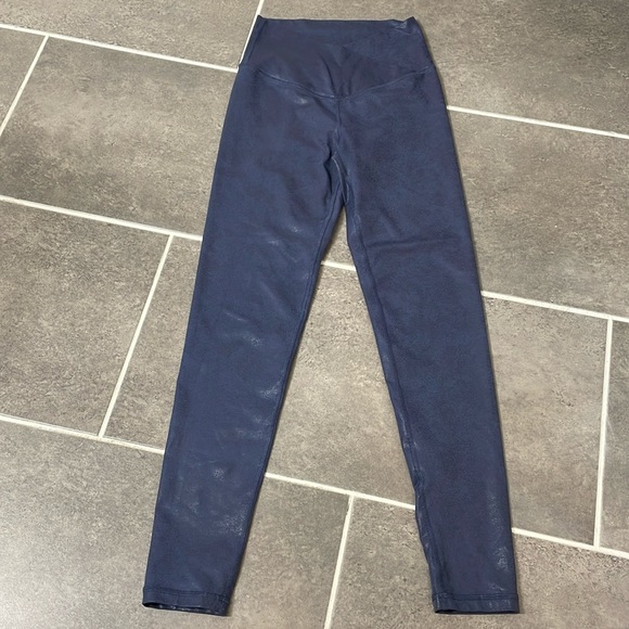 aerie Pants - OFFLINE By Aerie The‎ Hugger Crossover High Waisted Crackle Legging size Small